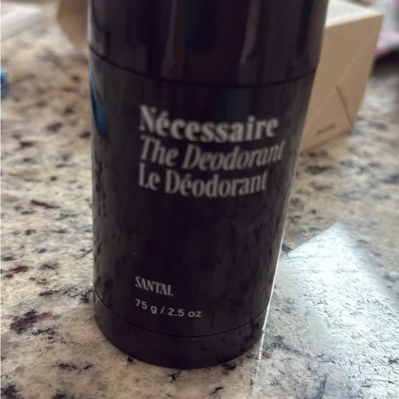 Nécessaire Black Deodorant with Mandelic Acid - Picture 3 of 3